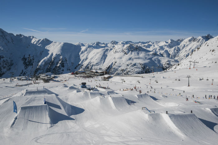 Jobs & Work in Ischgl Resort | Season Central